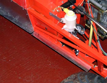 Floor extension on the driver's side