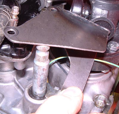 Non-fitting bracket
