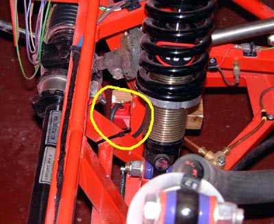 Transponder nestling in the front suspension