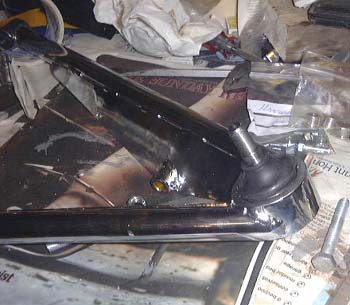 Lower balljoint in wishbones