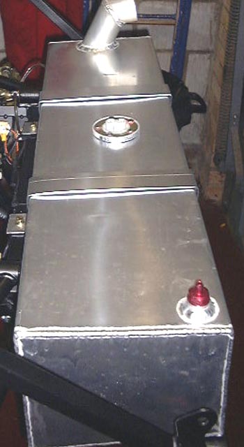 Westfield fuel tank, with built-in vent