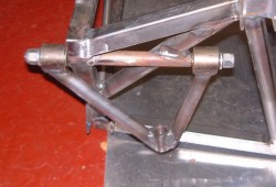 rear_upper_wishbone_01